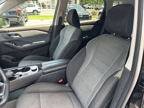 Used 2023 Nissan Rogue SV AWD/4WD image 15