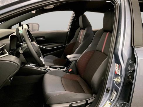 Used 2025 Toyota Corolla SE FWD image 24