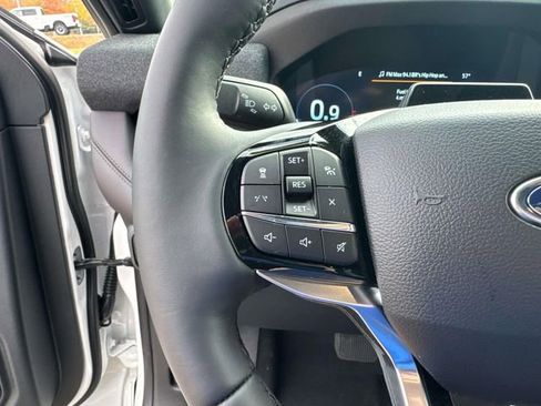 New 2026 Ford Explorer Platinum w/ LUX Leather Package image 25