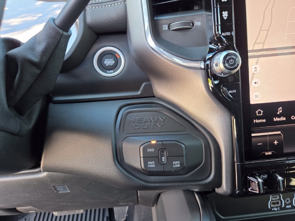 New 2027 RAM 3500 Laramie AWD/4WD image 30