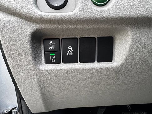 Used 2019 Honda Pilot LX image 29