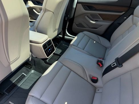 Certified 2022 Porsche Taycan RWD image 29