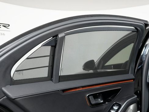 Certified 2022 Mercedes-Benz S 500 4MATIC image 26