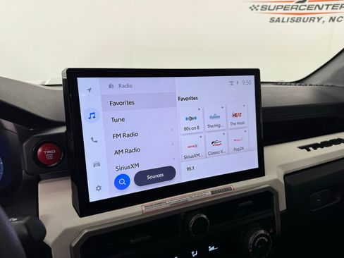 Used 2024 Toyota Tacoma TRD Sport image 14