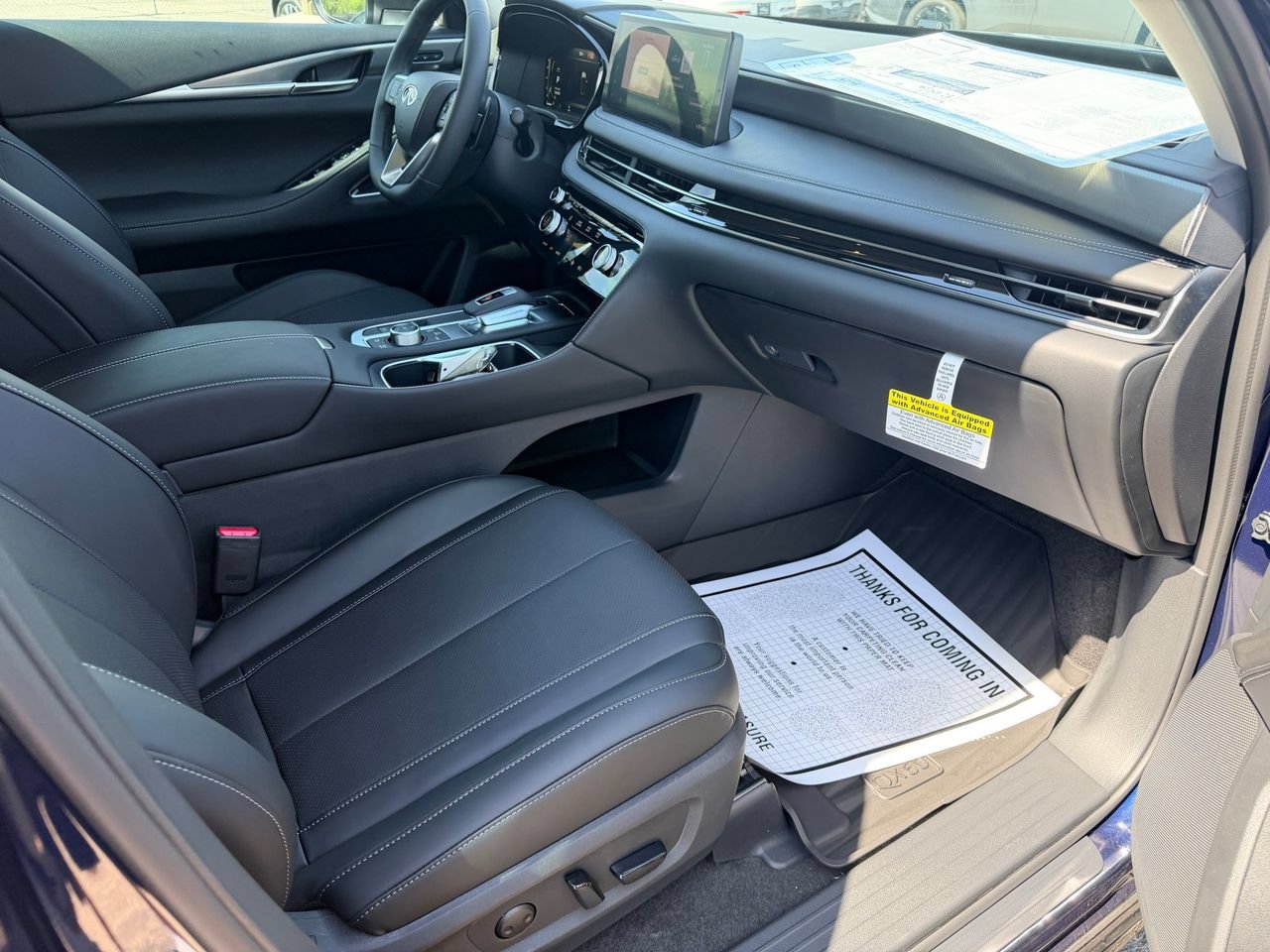 New 2027 INFINITI QX60 Luxe FWD image 11
