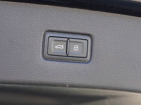 Used 2023 Audi Q7 3.0T Prestige w/ Prestige Package image 52