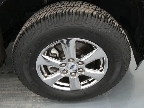 Used 2020 Ford F150 XLT w/ Equipment Group 302A Luxury AWD/4WD image 11