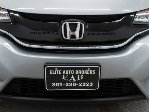 Used 2017 Honda Fit EX image 35