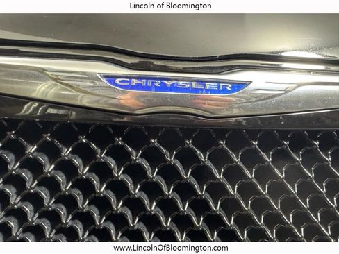 Used 2013 Chrysler 300 C Luxury Series w/ Harman Kardon Audio Group image 12