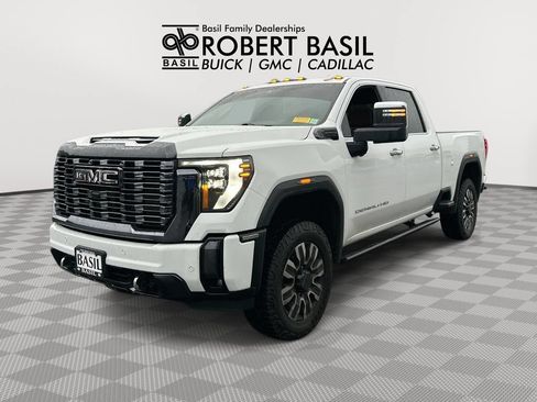 Used 2024 GMC Sierra 2500 Denali Ultimate w/ Snow Plow Prep/Camper Package AWD/4WD image 1