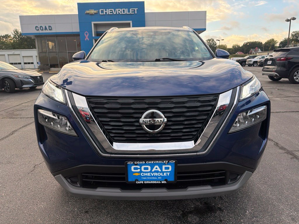 Used 2021 Nissan Rogue SV w/ Premium Package AWD/4WD image 8