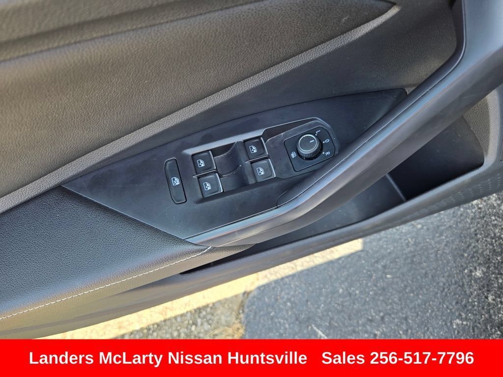 Used 2025 Volkswagen Jetta S FWD image 22