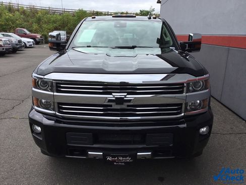 Used 2016 Chevrolet Silverado 3500 High Country w/ Duramax Plus Package image 4