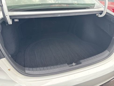 Certified 2019 Kia Forte LXS FWD image 17