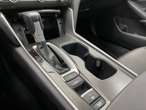 Used 2021 Honda Accord LX image 23