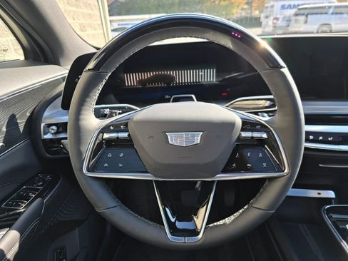 New 2026 Cadillac Lyriq Sport image 20