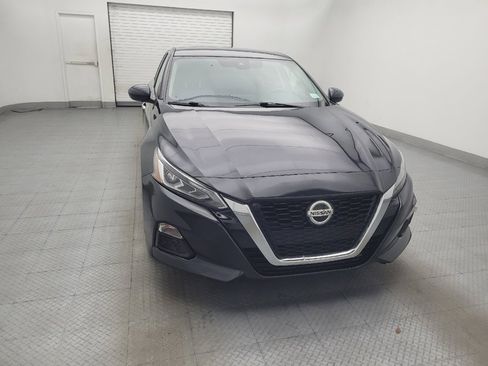 Used 2021 Nissan Altima 2.5 SV FWD image 14