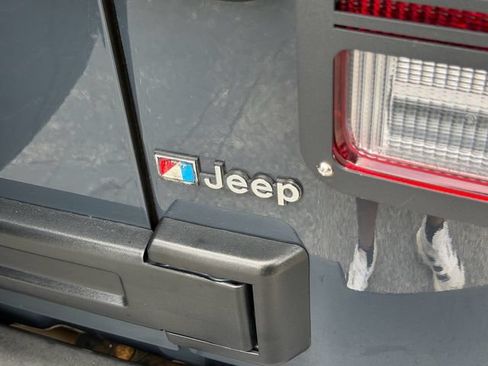 Used 2016 Jeep Wrangler Sport w/ Quick Order Package 24S AWD/4WD image 14