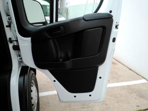 Used 2023 RAM ProMaster 2500 FWD image 22