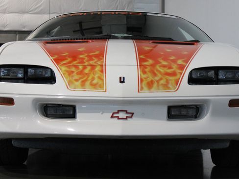 Used 1997 Chevrolet Camaro Z28 w/ Preferred Equipment Group 2 image 21