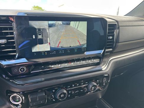 Used 2022 Chevrolet Silverado 1500 ZR2 w/ Technology Package AWD/4WD image 24