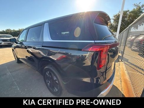 Certified 2026 Kia Carnival LXS FWD image 11