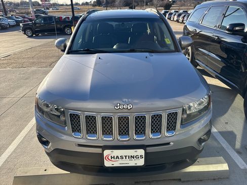 Used 2016 Jeep Compass High Altitude image 8