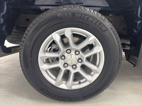 Used 2023 Chevrolet Silverado 1500 LT image 34