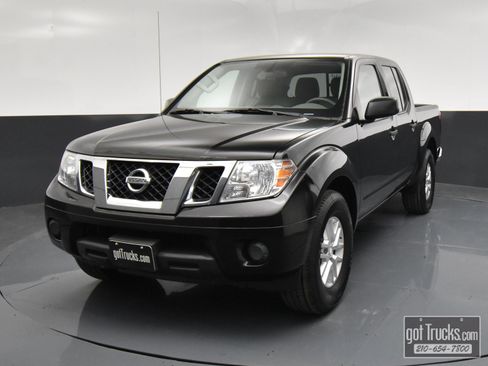 Used 2020 Nissan Frontier SV image 45