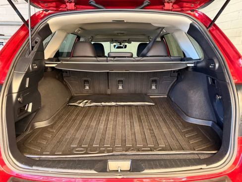 Used 2018 Subaru Outback 2.5i Limited AWD/4WD image 20