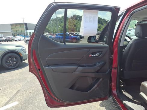 Used 2019 Chevrolet Traverse LT AWD/4WD image 12