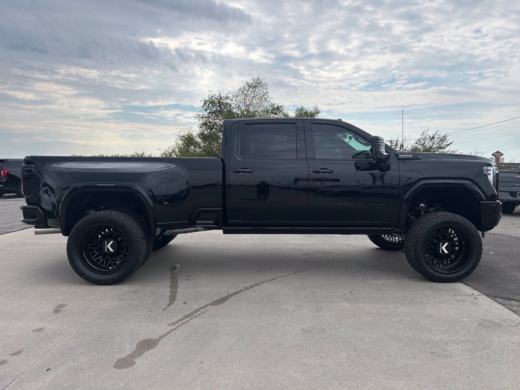 New 2026 GMC Sierra 3500 Denali Ultimate w/ LPO, Black Badging Package AWD/4WD image 7