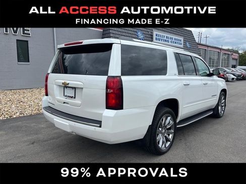 Used 2016 Chevrolet Suburban LTZ image 2