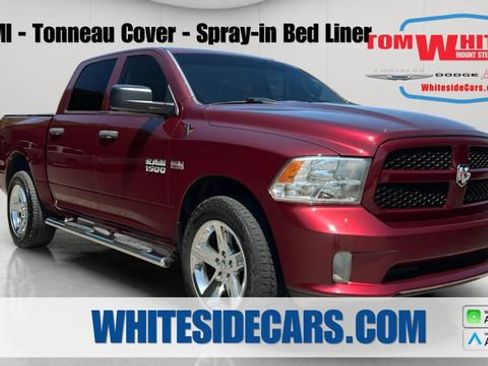 Used 2017 RAM 1500 Express AWD/4WD image 1