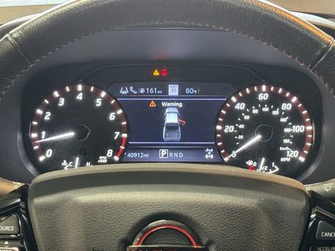 Used 2023 Nissan Frontier PRO-4X w/ Technology Package image 39