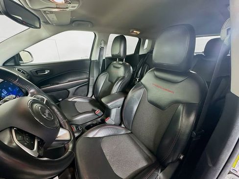 Used 2018 Jeep Compass Trailhawk w/ Navigation Group image 22