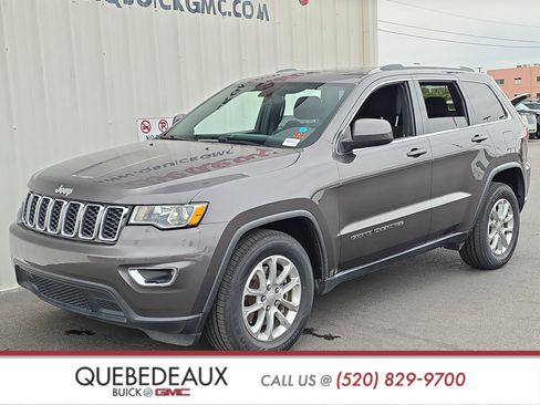 Used 2021 Jeep Grand Cherokee Laredo RWD image 3