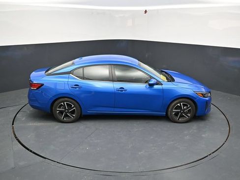 Used 2024 Nissan Sentra SV FWD image 44