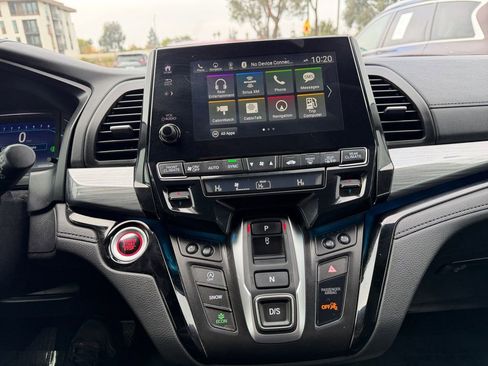 Used 2023 Honda Odyssey Elite image 19
