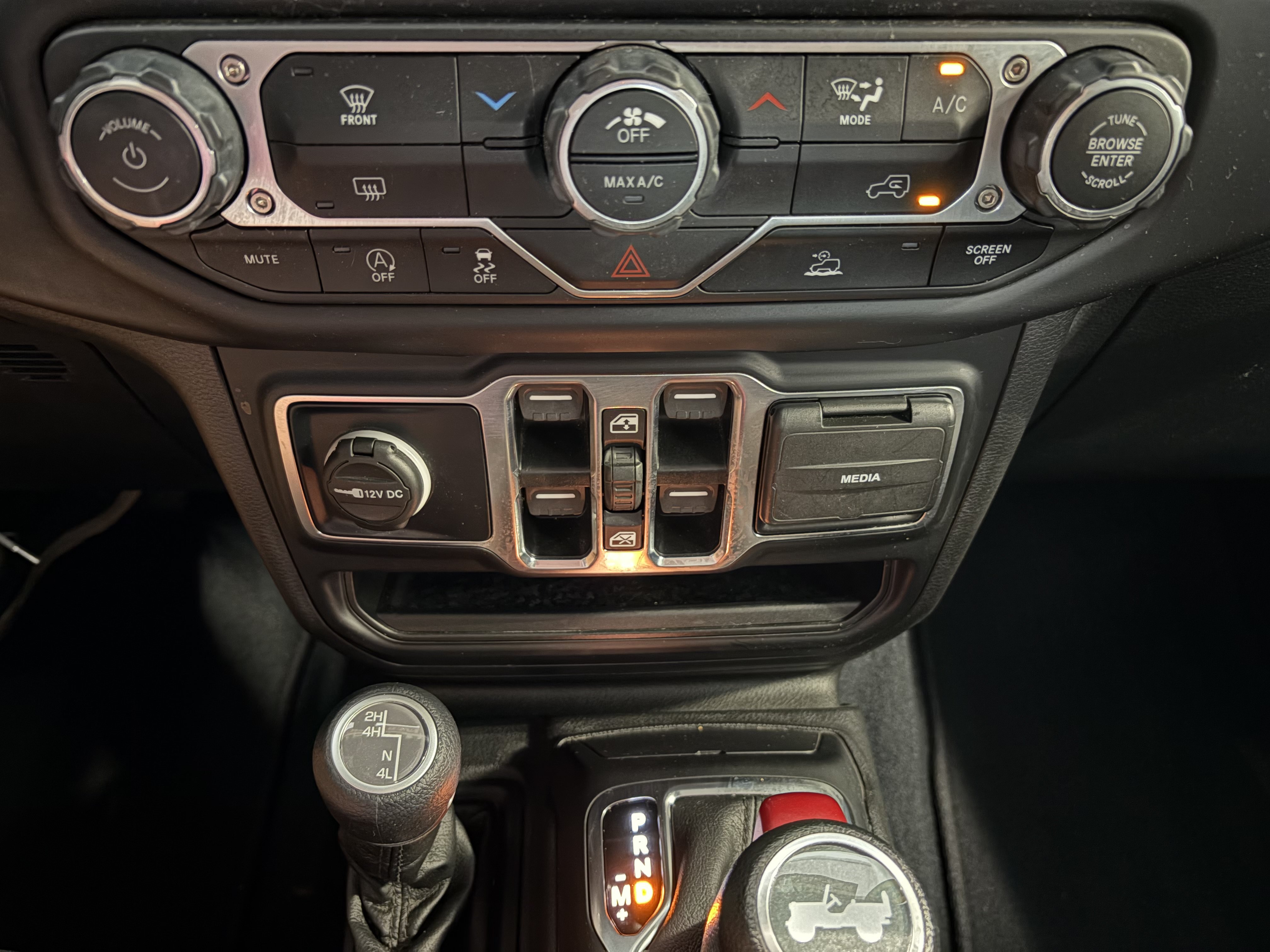 Used 2022 Jeep Wrangler Unlimited Sport AWD/4WD image 20