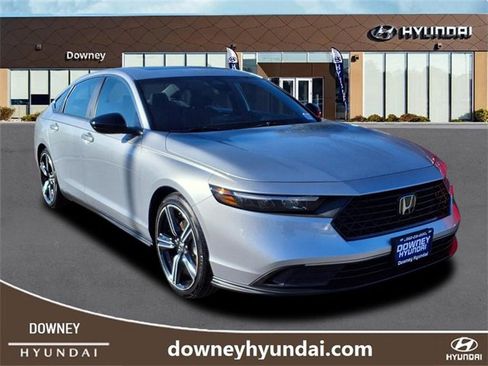 Used 2024 Honda Accord Sport image 3