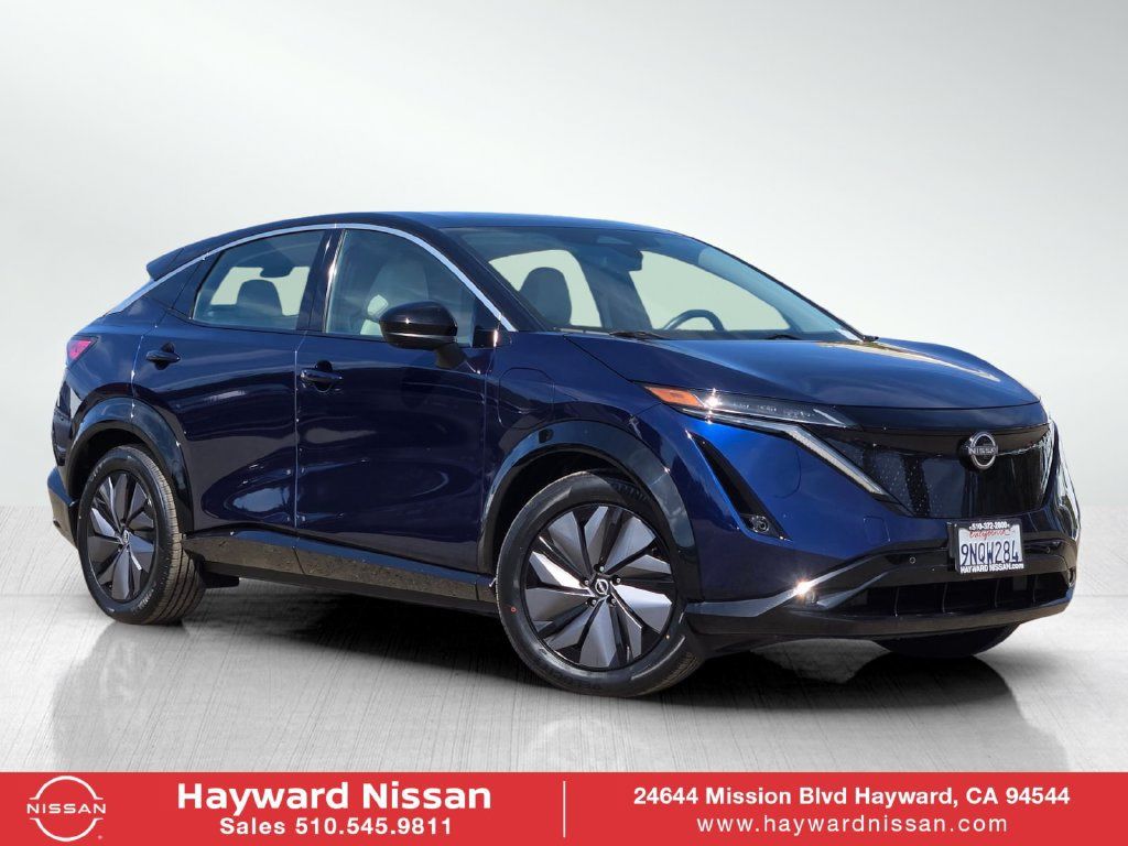 Used 2024 Nissan Ariya FWD image 1