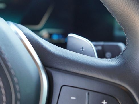 Used 2025 BMW X5 xDrive50e image 16