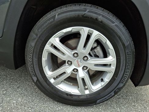 Used 2019 GMC Terrain SLE w/ Driver Convenience Package AWD/4WD image 8