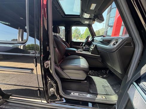 Used 2021 Mercedes-Benz G 550 image 38