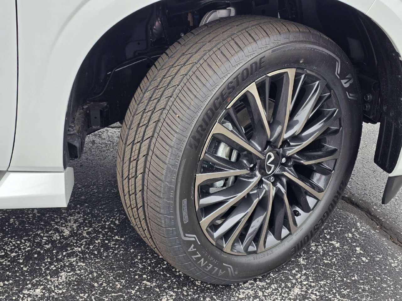 New 2027 INFINITI QX80 Autograph AWD/4WD image 9