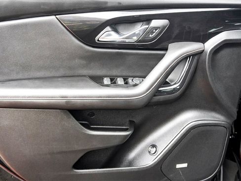 Used 2025 Chevrolet Blazer RS image 10