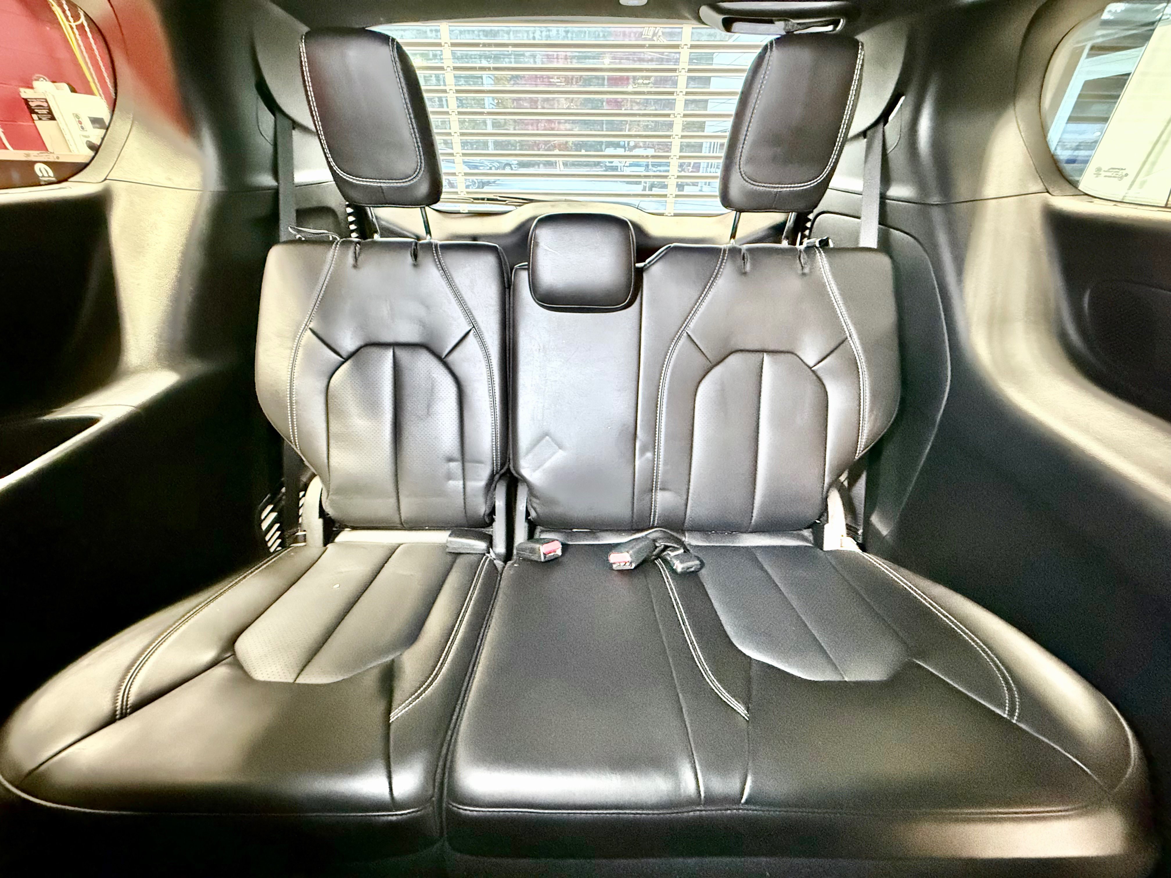 Certified 2023 Chrysler Pacifica Touring-L w/ Uconnect Theater Family Group AWD/4WD image 38