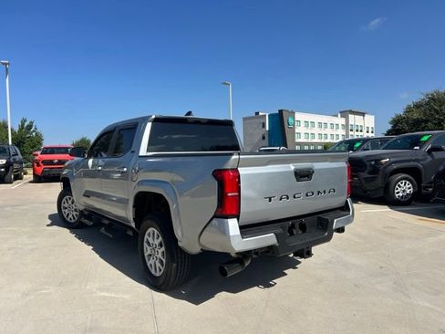 Used 2026 Toyota Tacoma SR5 RWD image 6