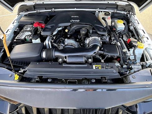 Used 2019 Jeep Wrangler Unlimited Sport S image 34